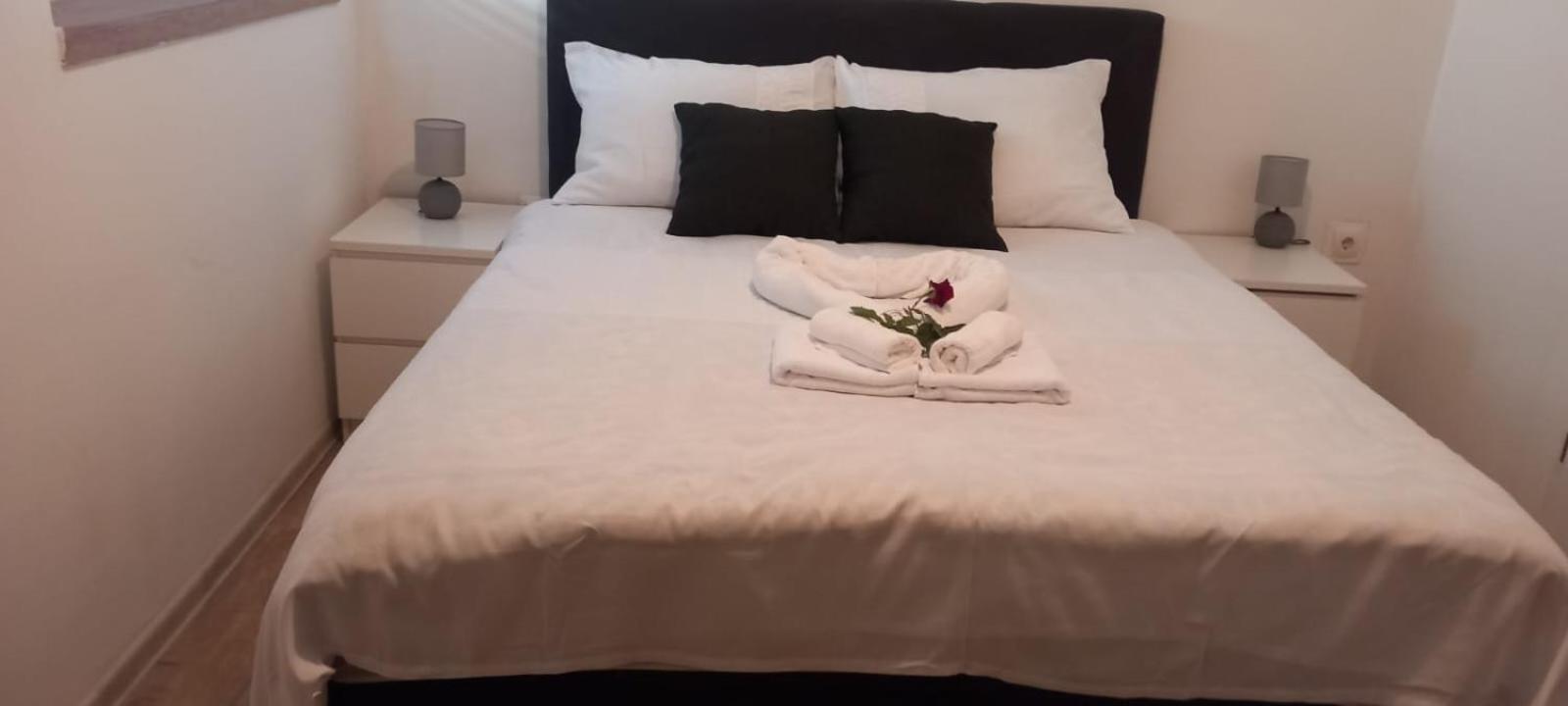Braavos Apartments Sibenik - Free Parking - Marina 100M Oda fotoğraf